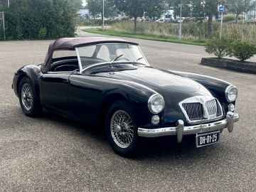MG MGA