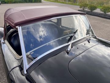 MG MGA