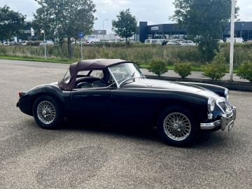 MG MGA
