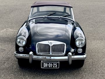 MG MGA