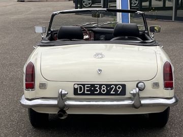 MG MGC