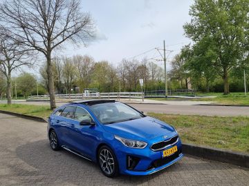 Kia ProCeed