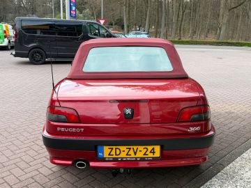 Peugeot 306