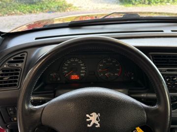 Peugeot 306