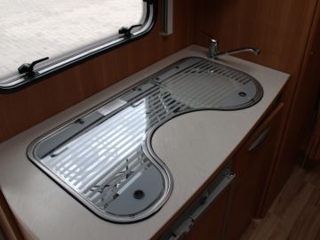 Chausson FLASH 03 M08 - Trekhaak - 6 Persoons - Cruise - Airco - Luifel - Fietsendrager - Rijklaar