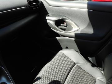 Mazda 2 Hybrid