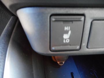 Mazda 2 Hybrid