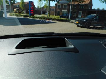 Mazda 2 Hybrid