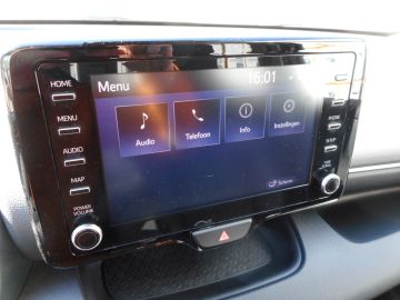 Mazda 2 Hybrid