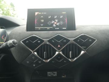DS DS 3